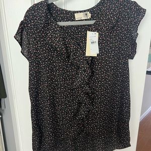 Floral blouse with ruffle front